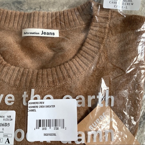 NWT Reformation Cashmere Crew Sweater in Camel - Picture 7 of 8